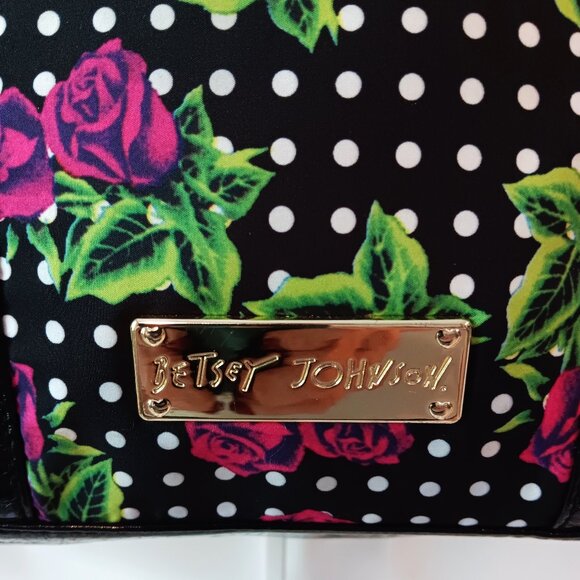 ๐ฅ BETSEY JOHNSON LARGE SATCHEL TOP HANDLE and CROSSBODY BAG โค๏ธ - Picture 7 of 9